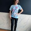 Dewy-photo-Lucky-Cat-T-shirt1-webshop by .