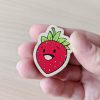 Photo-wooden-fruit-pin-strawberry-webshop by .